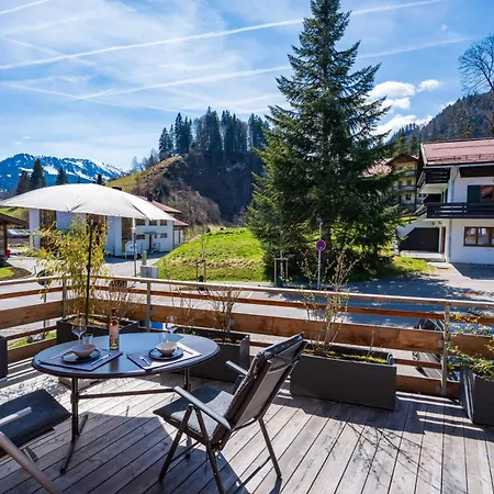 Апартаменты Leos Alpenblume Inklusive Sommer Bergbahnticket Оберстдорф