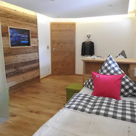 Leos Alpenblume Inklusive Sommer Bergbahnticket Appartement